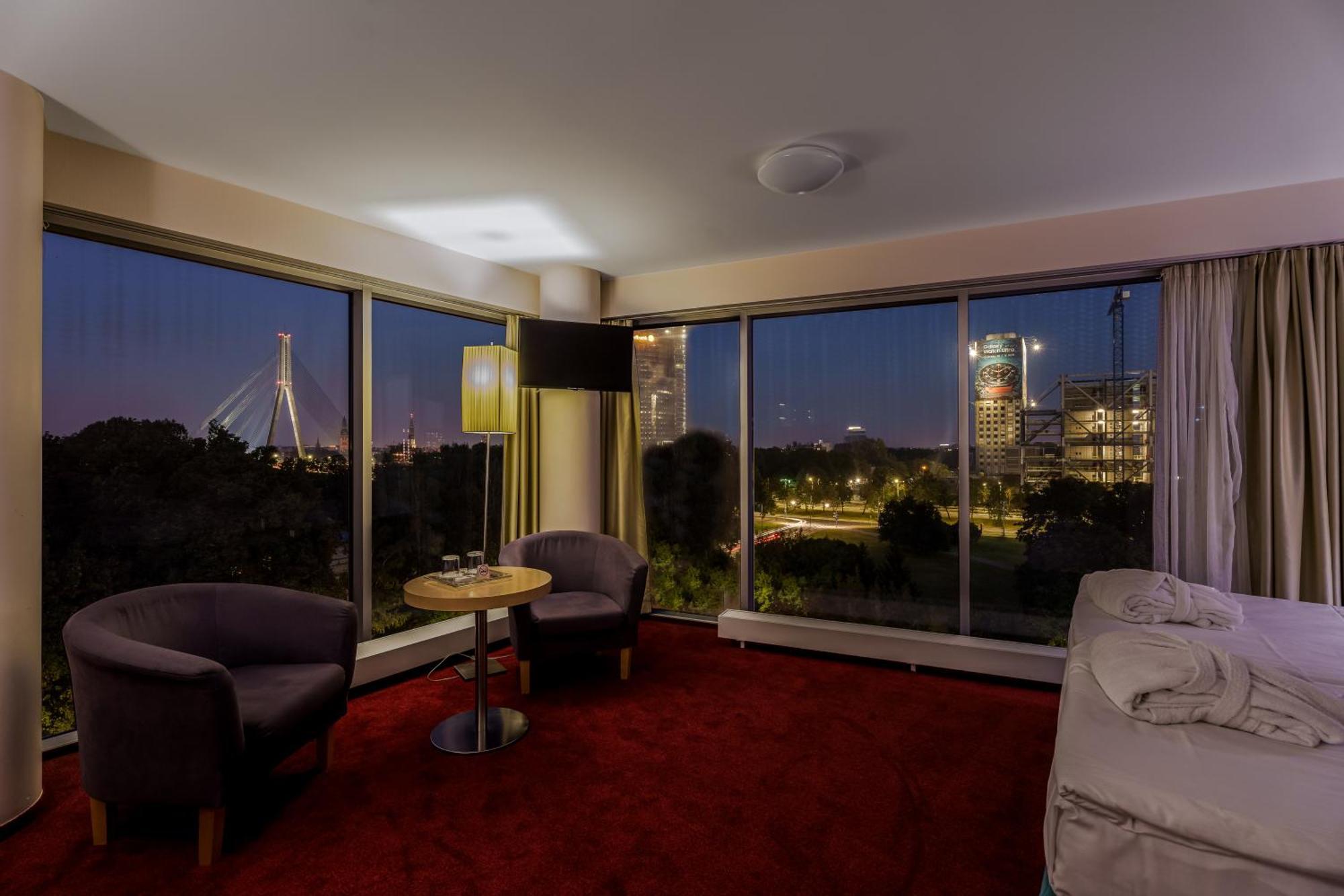Riga Islande Hotel With Free Parking Bagian luar foto