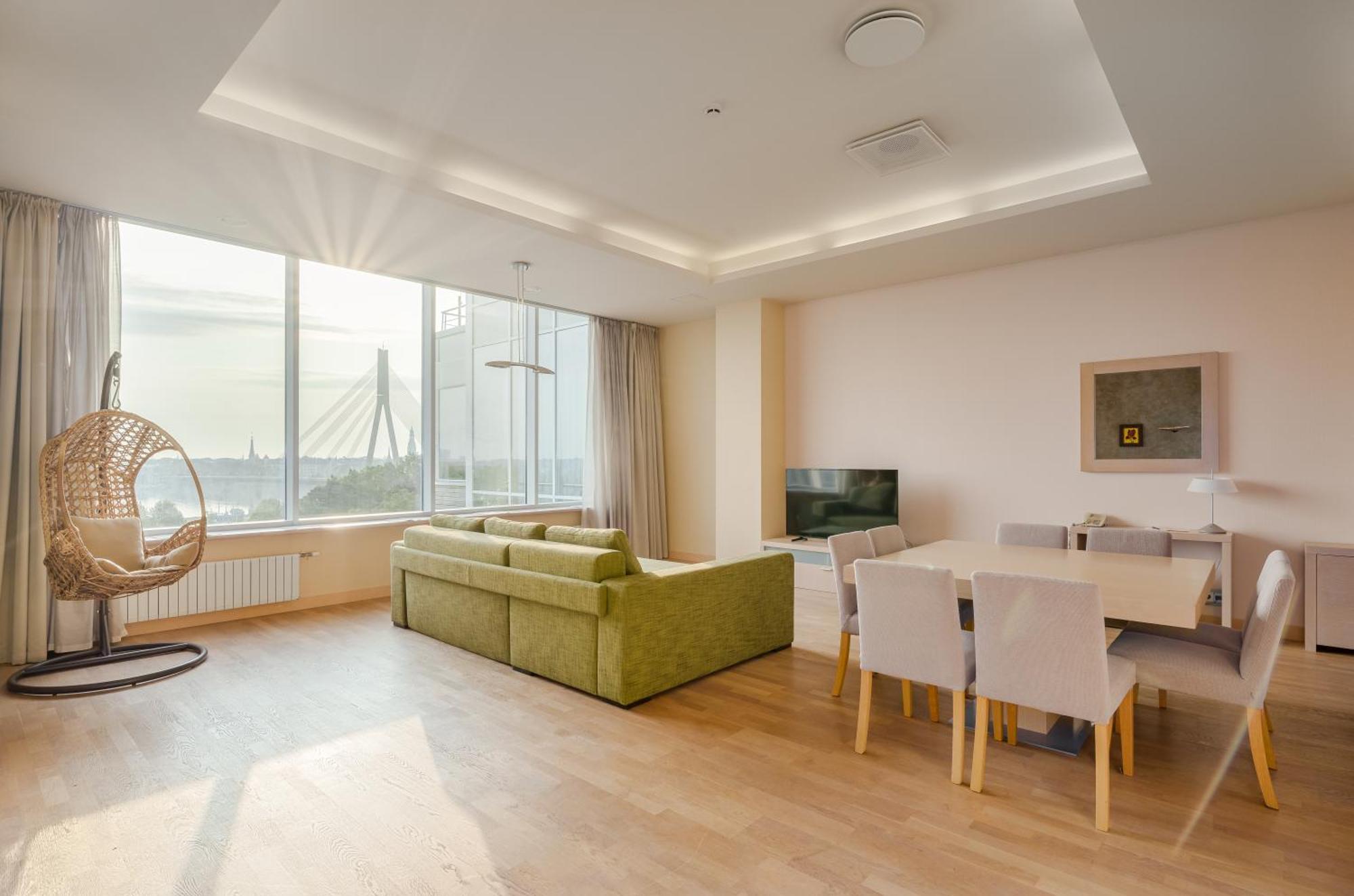 Riga Islande Hotel With Free Parking Bagian luar foto