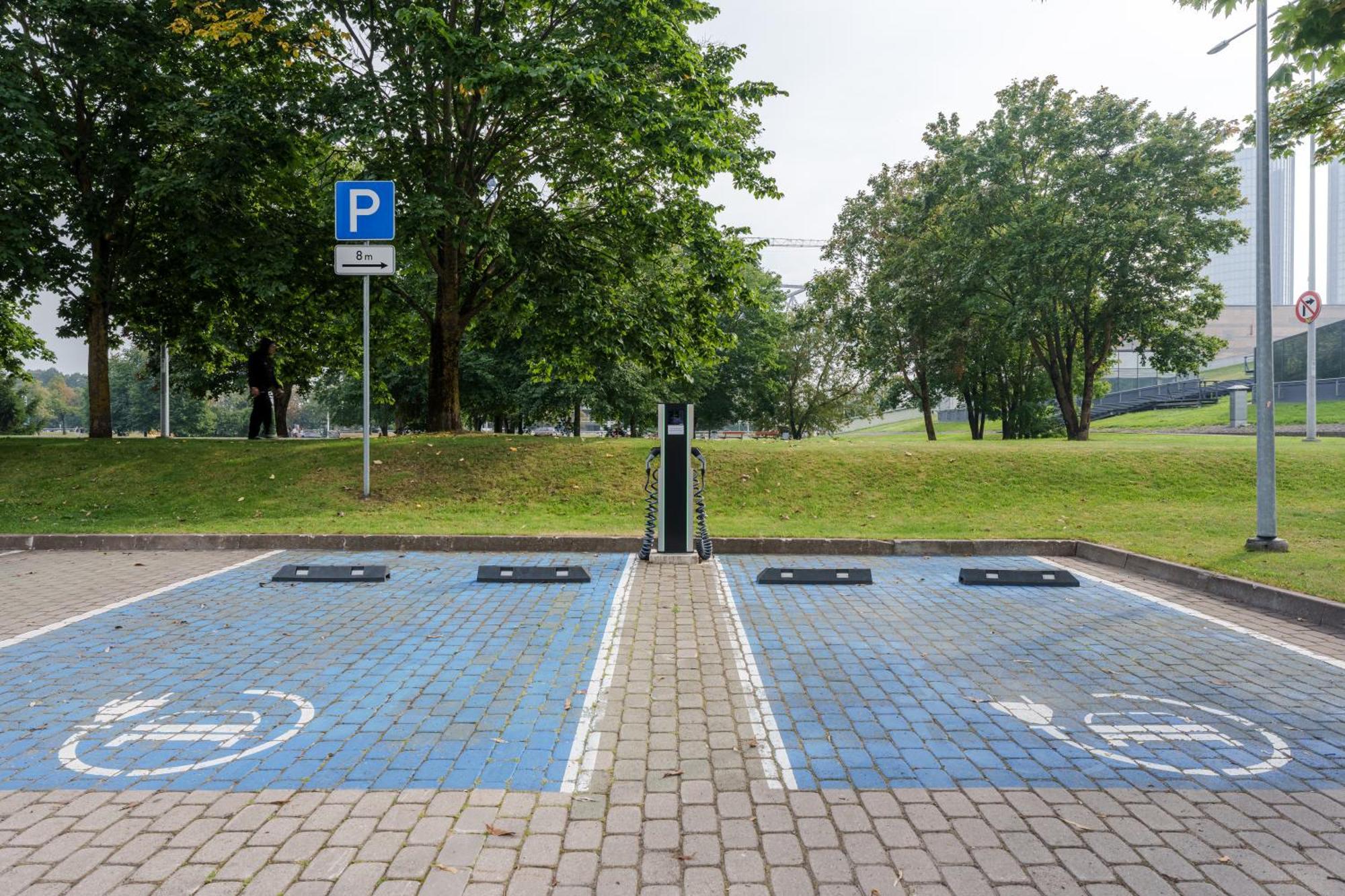 Riga Islande Hotel With Free Parking Bagian luar foto