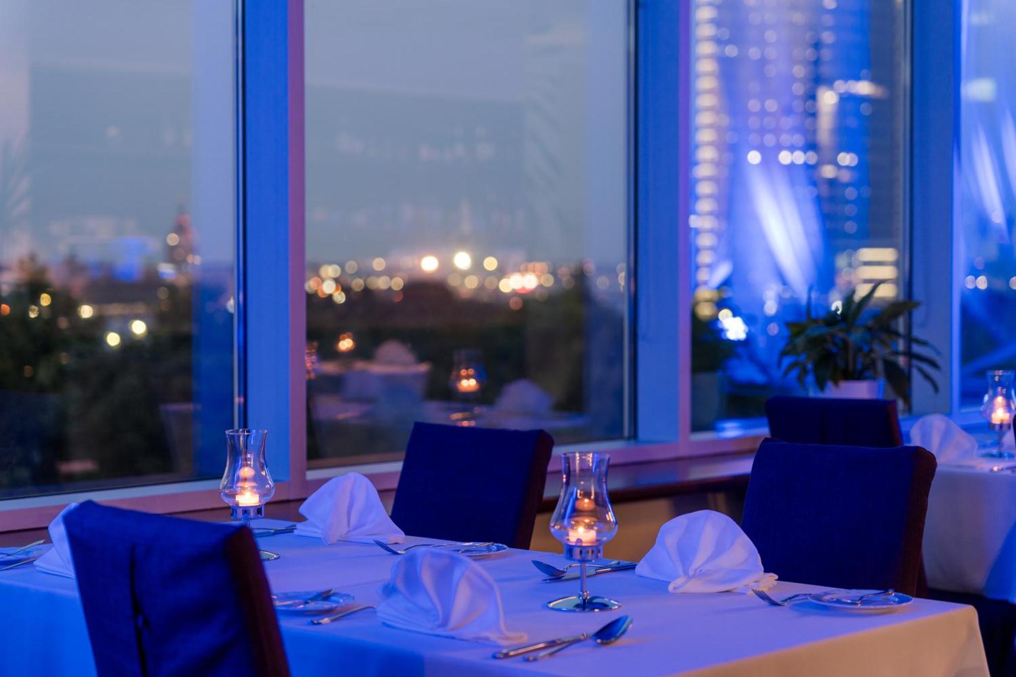 Riga Islande Hotel With Free Parking Bagian luar foto