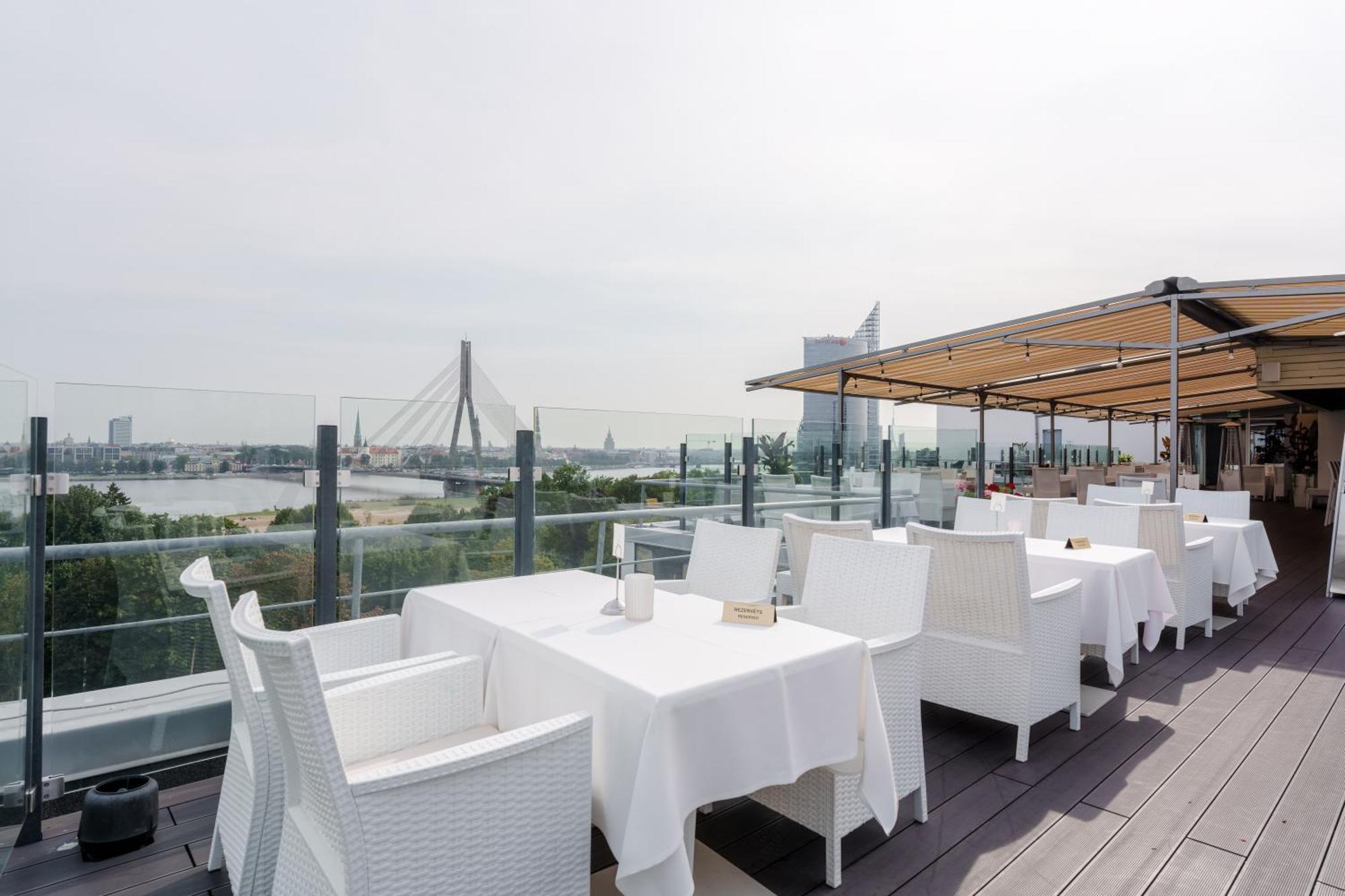 Riga Islande Hotel With Free Parking Bagian luar foto