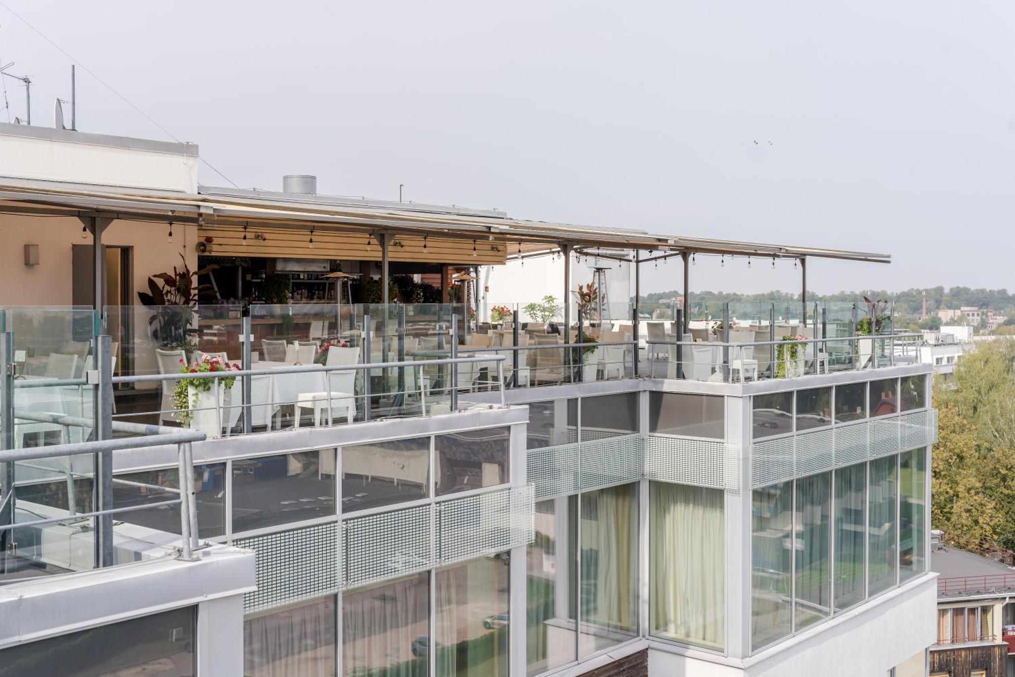 Riga Islande Hotel With Free Parking Bagian luar foto